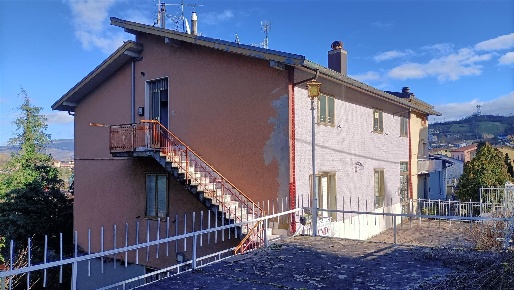Foto Appartamento in Via Garibaldi 5, Castiglione dei Pepoli di 110 m²