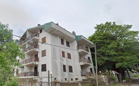 Foto Appartamento in Via Pietro Mancini 12, Spezzano della Sila di 100 m²