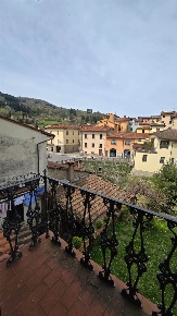 Foto Appartamento a Pratovecchio Stia di 90 m² con 4 locali in vendita