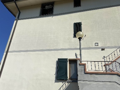 Foto Appartamento a Larciano di 95 m² con 7 locali in vendita