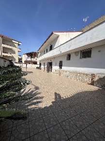 Foto Villa unifamiliare a Grazzanise di 160 m² con 7 locali in vendita