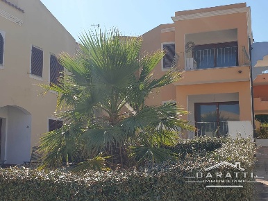 Foto Villa unifamiliare a Santa Teresa Gallura in vendita