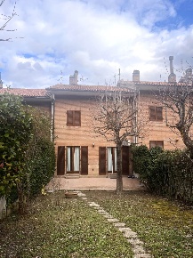 Foto Villa a schiera in montagnano, Camerino in vendita