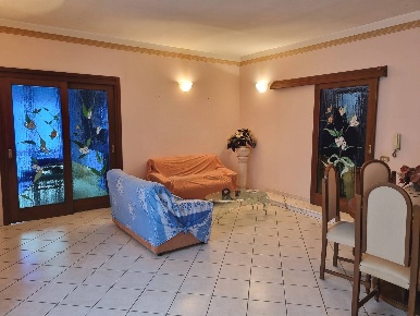 Foto Appartamento a Licciana Nardi Monti di 120 m² con 5 locali in vendita