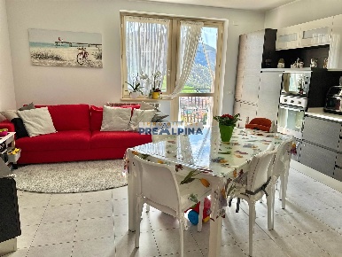 Foto Appartamento in Via Santa Lucia, Gazzaniga di 80 m² con 3 locali