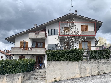 Foto Appartamento in via piccolomini cicarelli, Camerino in vendita