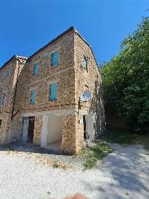Foto Appartamento a Cupramontana di 165 m² con 6 locali in vendita