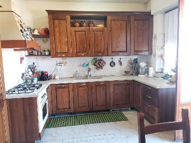 Foto Appartamento a Asciano Centro di 110 m² con 7 locali in vendita