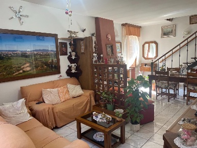 Foto Appartamento a Asciano di 180 m² con 5 locali in vendita