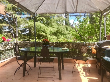 Foto Appartamento a Asciano di 110 m² con 5 locali in vendita
