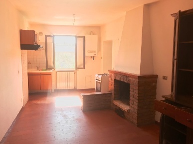 Foto Appartamento a Asciano di 80 m² con 5 locali in vendita