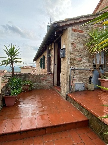 Foto Appartamento a Peccioli di 75 m² con 3 locali in vendita