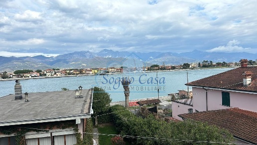 Foto Appartamento a Ameglia in vendita