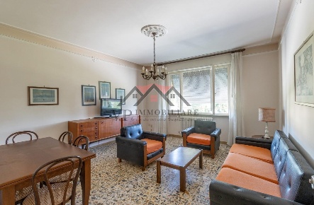 Foto Appartamento a Pomarance di 82 m² con 4 locali in vendita