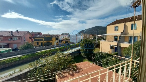 Foto Appartamento a Ameglia in vendita