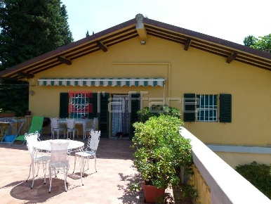 Foto Appartamento a Crespina Lorenzana di 140 m² con 4 locali in vendita