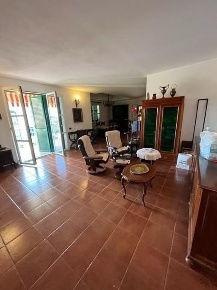 Foto Appartamento a Fosdinovo di 250 m² con 6 locali in vendita