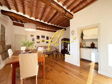 Foto Appartamento a Pomarance di 75 m² con 3 locali in vendita