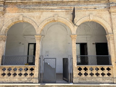 Foto Casa indipendente a Alessano di 520 m² con 6 locali in vendita