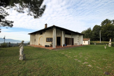 Foto Villa unifamiliare a Montecarlo in vendita
