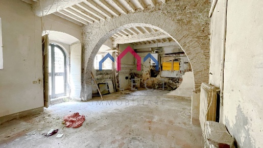 Foto Appartamento a Bagni di Lucca di 66 m² con 4 locali in vendita