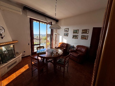 Foto Casa indipendente a Peccioli Centro di 150 m² con 7 locali in vendita