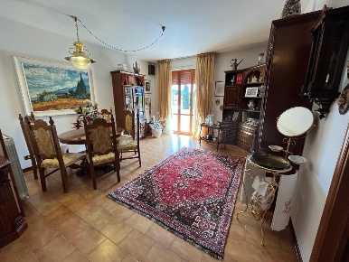 Foto Appartamento a Peccioli di 300 m² con 10 locali in vendita