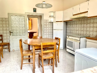 Foto Appartamento a Asciano di 103 m² con 6 locali in vendita