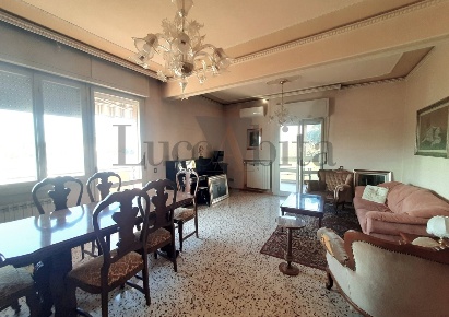 Foto Appartamento in Via Don Lazzeri 25, Lucca Arancio di 120 m² in vendita