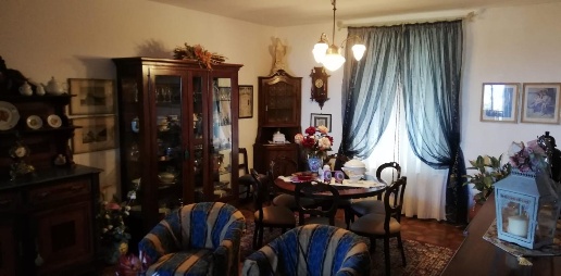 Foto Appartamento a Peccioli di 120 m² con 5 locali in vendita