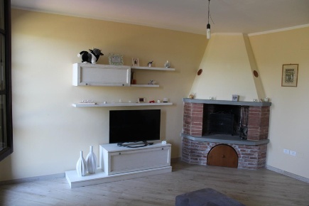 Foto Villa a schiera a Crespina Lorenzana di 160 m² con 5 locali in vendita