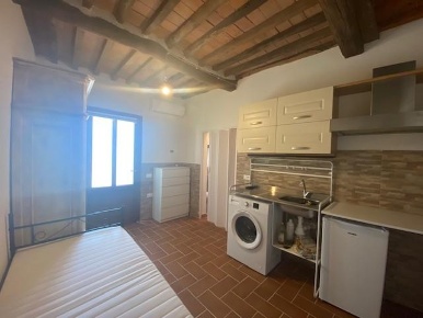 Foto Appartamento a Buti di 30 m² con 1 locali in affitto