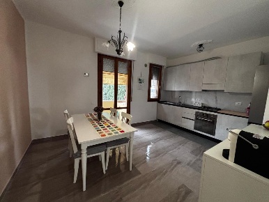 Foto Appartamento a Peccioli di 112 m² con 6 locali in vendita