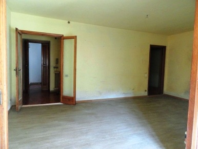 Foto Appartamento a Borgo a Mozzano di 80 m² con 6 locali in vendita