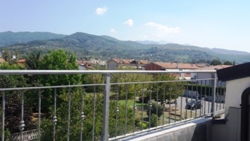 Foto Villa a schiera a Fosdinovo di 100 m² con 4 locali in vendita