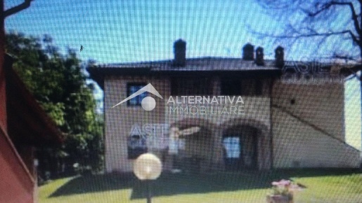 Foto Appartamento a Palaia di 150 m² con 7 locali in vendita