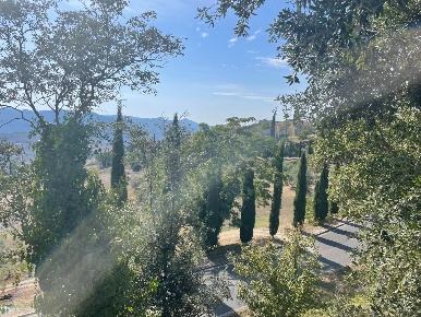 Foto Appartamento a Pomarance di 100 m² con 5 locali in vendita