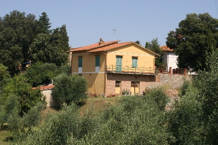 Foto Casa indipendente a Palaia di 200 m² con 4 locali in vendita