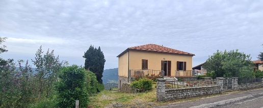 Foto Villa unifamiliare a Campo nell'Elba di 100 m² con 4 locali in vendita