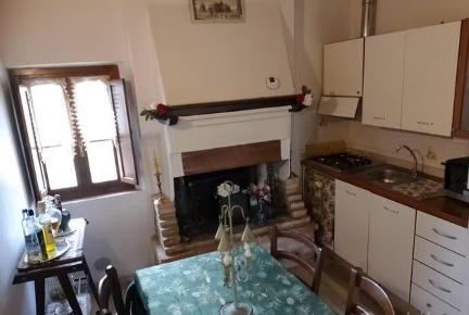 Foto Appartamento a Crespina Lorenzana di 65 m² con 3 locali in affitto