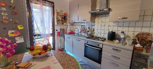 Foto Appartamento a Fosdinovo di 100 m² con 5 locali in vendita