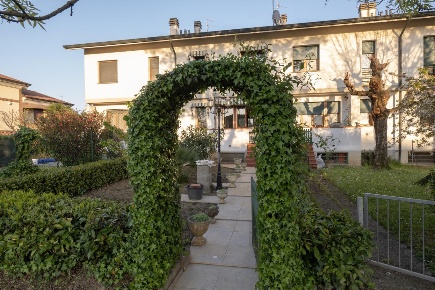 Foto Villa a schiera a Campegine di 240 m² con 4 locali in vendita