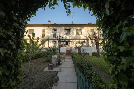 Foto Villa a schiera a Campegine di 240 m² con 4 locali in vendita