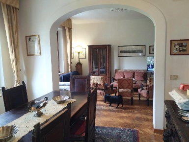 Foto Appartamento a Palaia di 145 m² con 6 locali in vendita