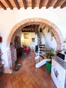 Foto Appartamento a Palaia di 110 m² con 5 locali in vendita