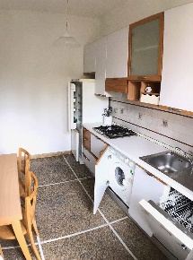 Foto Appartamento a Pisa di 80 m² con 4 locali in affitto