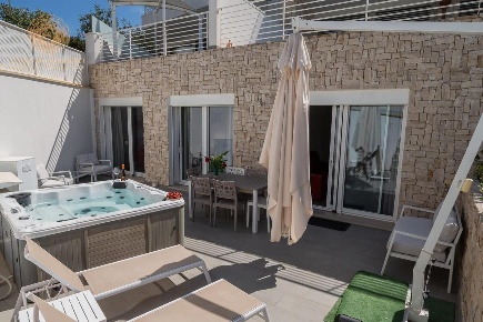 Foto Appartamento a Castrignano del Capo di 76 m² con 4 locali in vendita