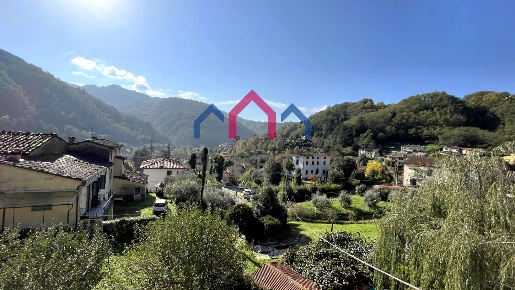 Foto Appartamento a Bagni di Lucca di 85 m² con 4 locali in vendita