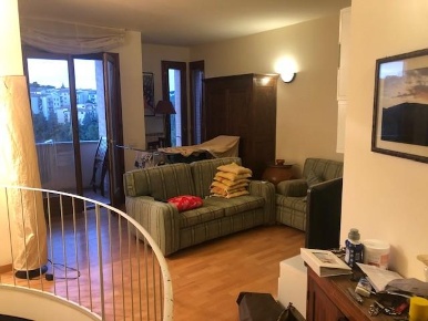 Foto Appartamento a Siena di 100 m² con 5 locali in vendita