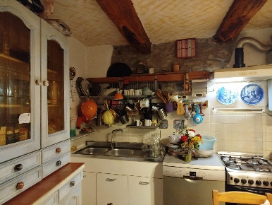 Foto Appartamento a Fosdinovo di 100 m² con 4 locali in vendita